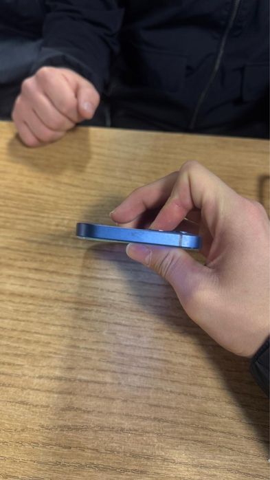 iphone 12 126гб емкость 100