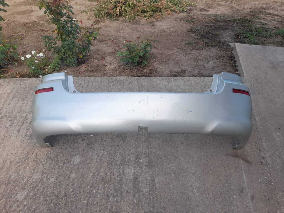 Задна броня за Toyota Corolla Verso