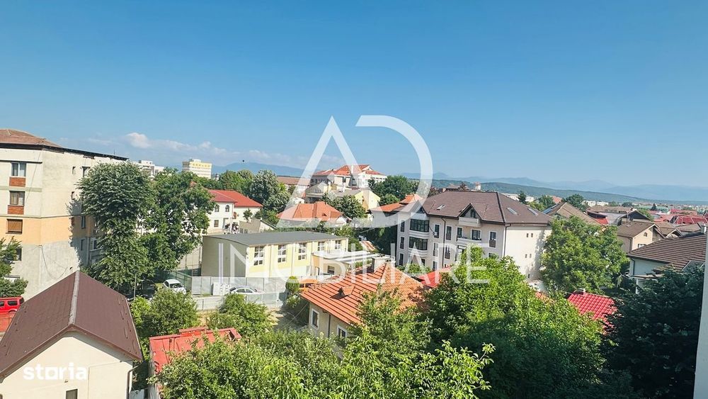 De vânzare, apartament cu 3 camere și terasă proprie, zona centrală — fotografia 2