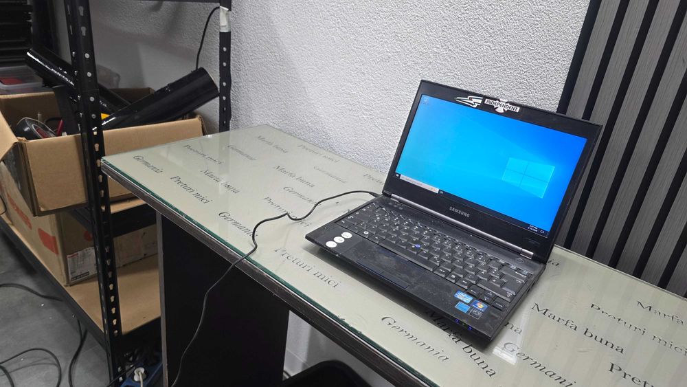 Laptop core i3 - Samsung NoteBook 4008 - functional - instalat