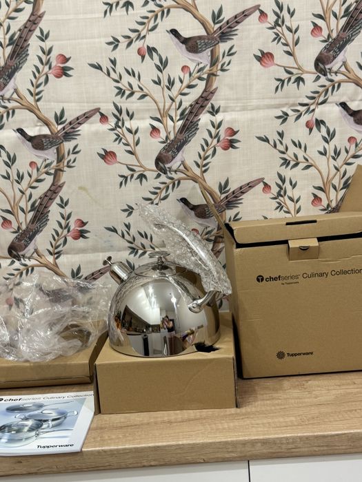 Новый чайник со свистком Tapperware оригинал