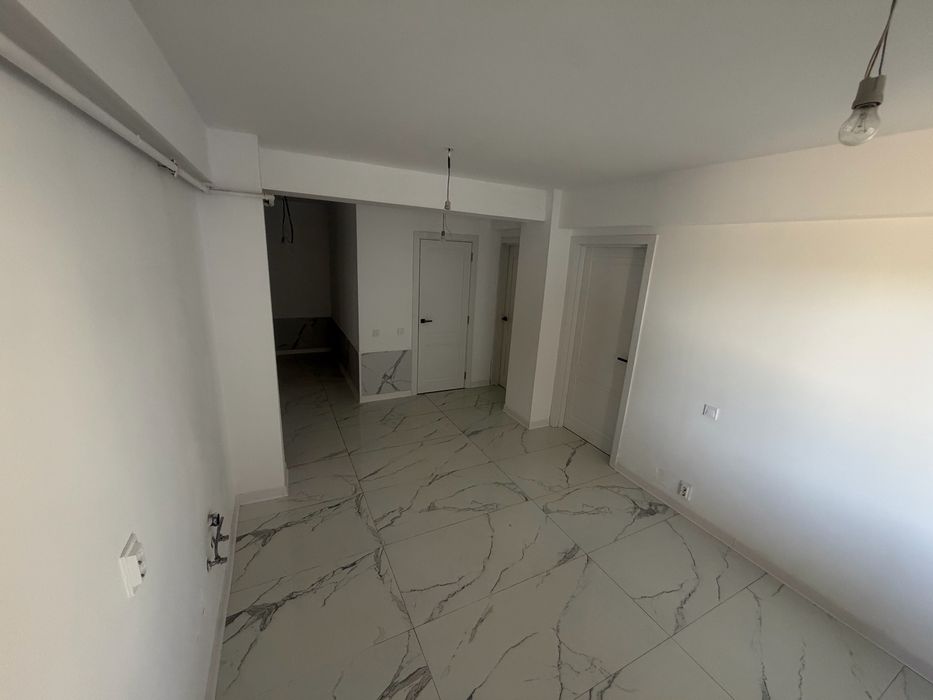 Proprietar !!! Vand apartament cu 2 camere