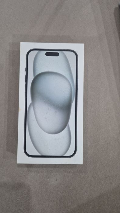 Продавам iPhone 15 plus