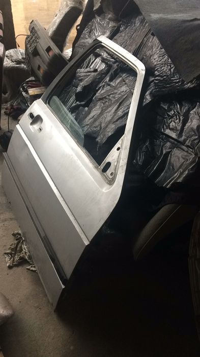 Капот Голф 2 и Жетта Привазной