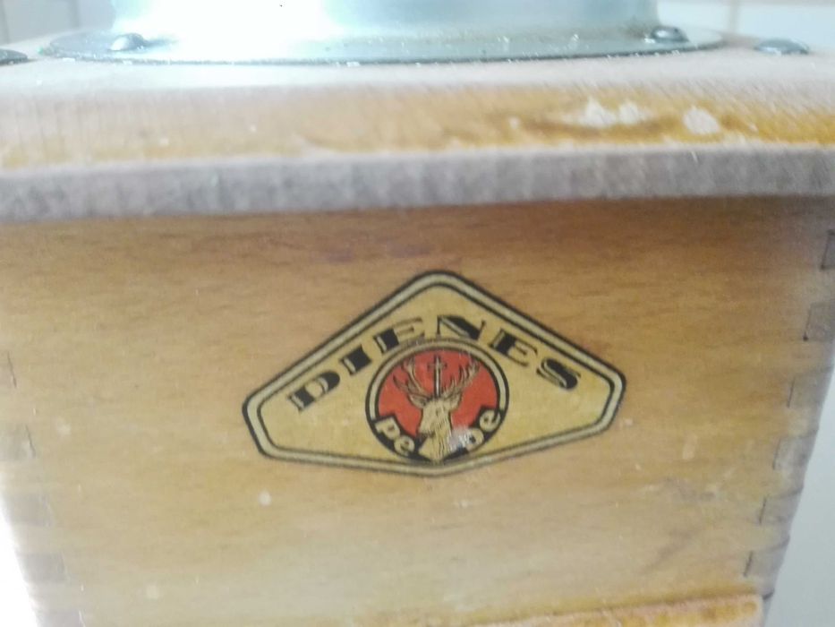 Японска кафемашина ,голяма мелница за кафе и медна кана.