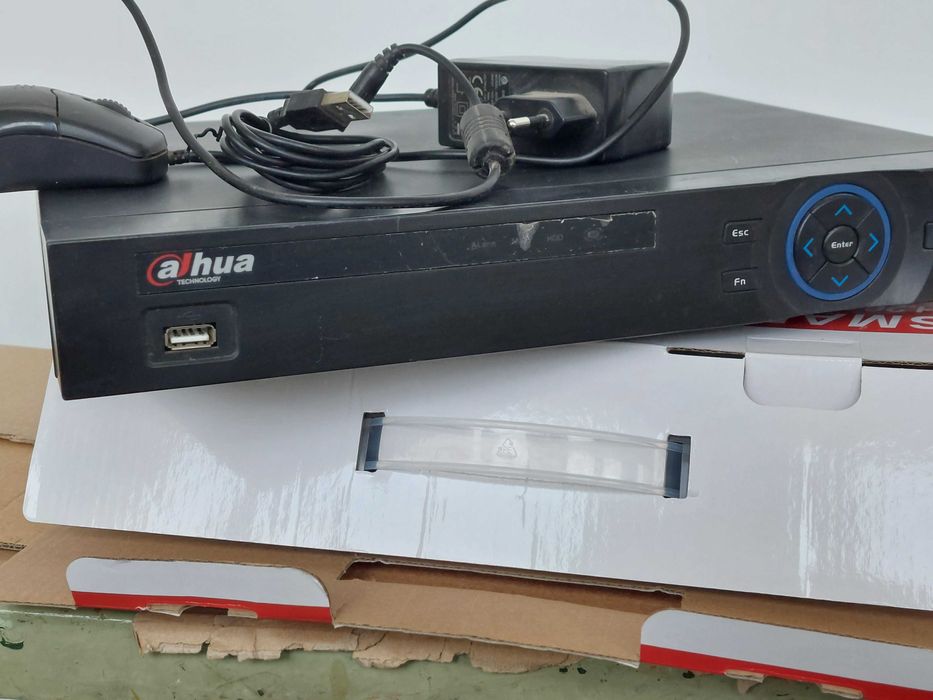 Продавам цифров  DVR 4 канален Dahua