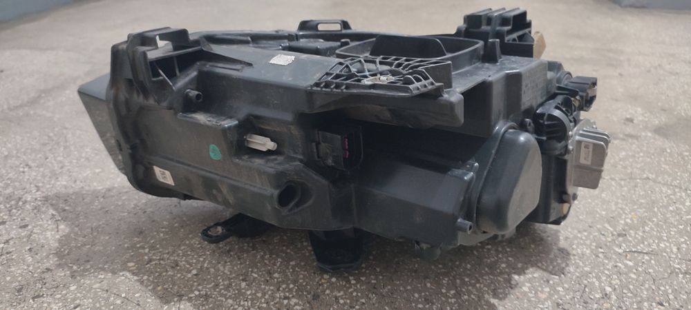 Far stanga Full Led Audi Q2 2022 cod 81A941011