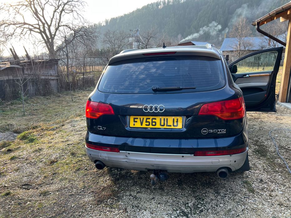 Vând  Audi Q7 S-line volan dreapta