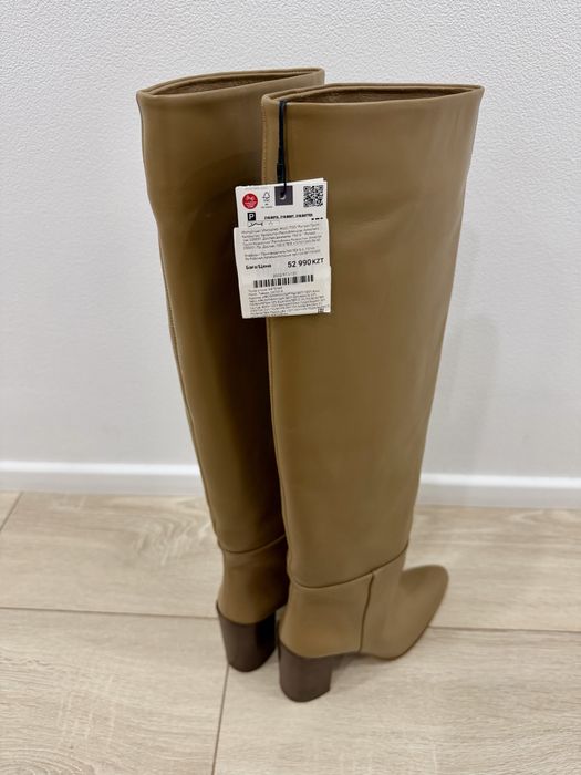 Продам кожаные сапоги Zara