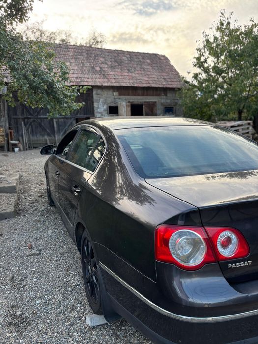 Pasat b6 limuzina 170cp