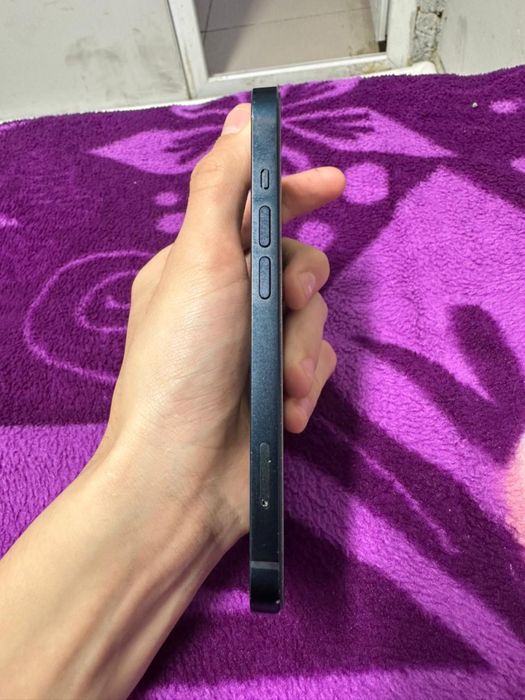 Айфон 13 коропка есть EAC