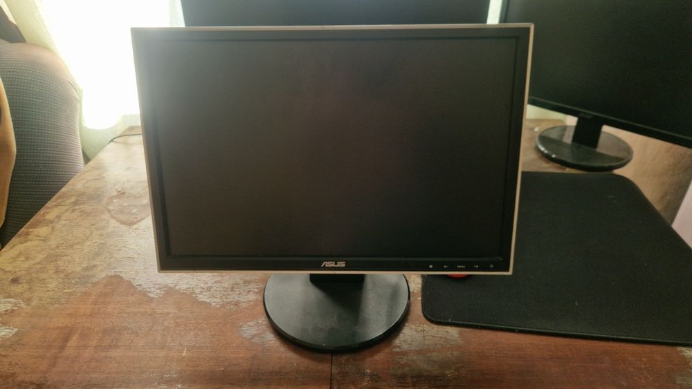 Монитор Asus VW193 VGA 19″ LCD