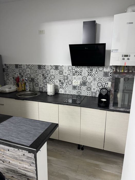 Inchiriez apartament 2 camere bloc nou