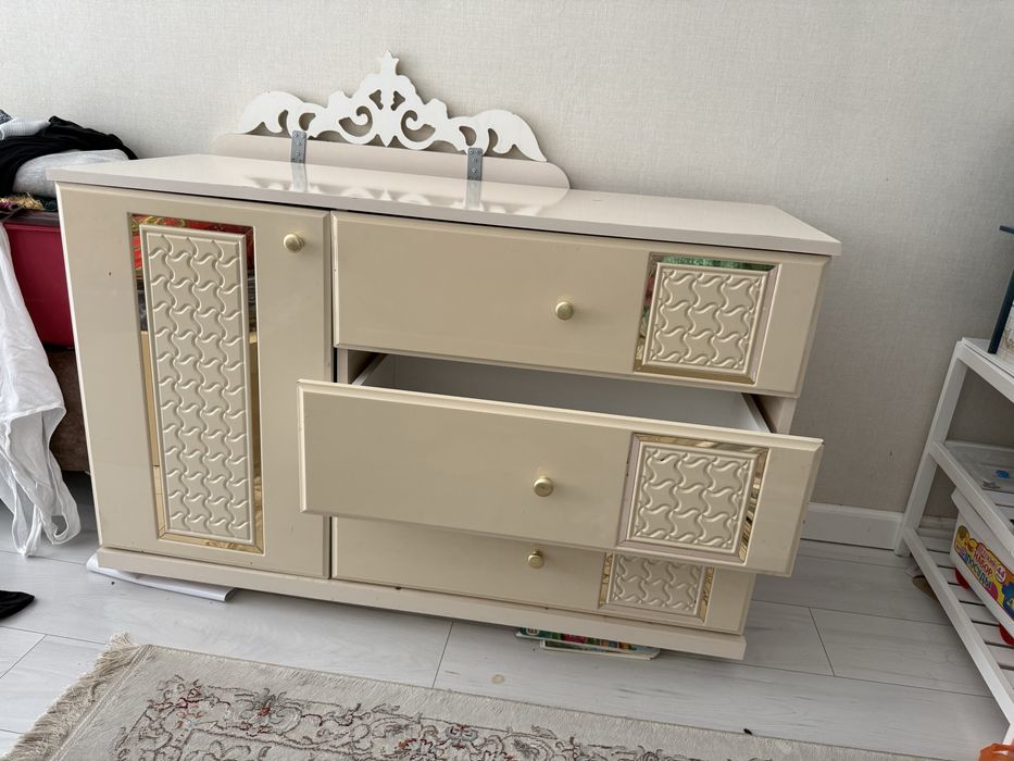 Продается комод в отличном состоянии