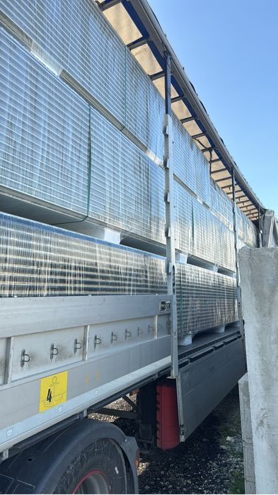 Panouri sandwich termoizolante hale , garaje