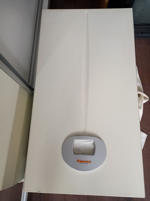 Vand centrala pe gaz