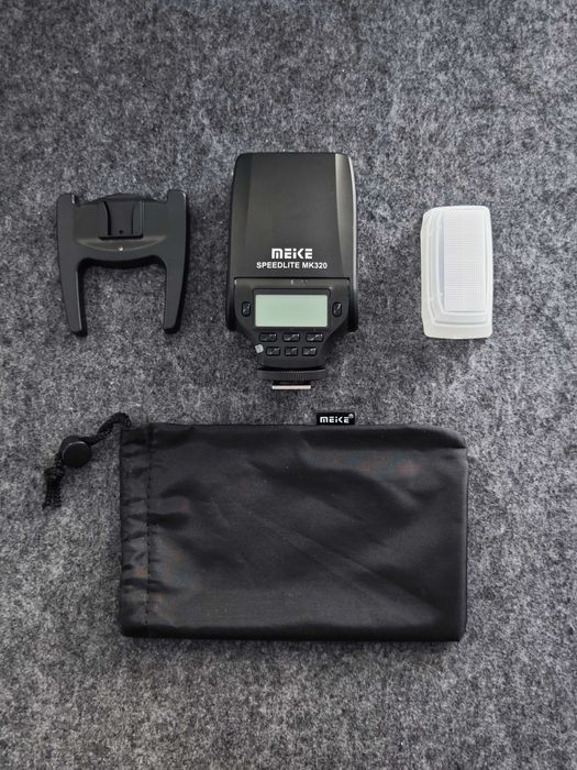 Fujifilm X-T50 + Fujinon XF 16-50/2.8-4.8