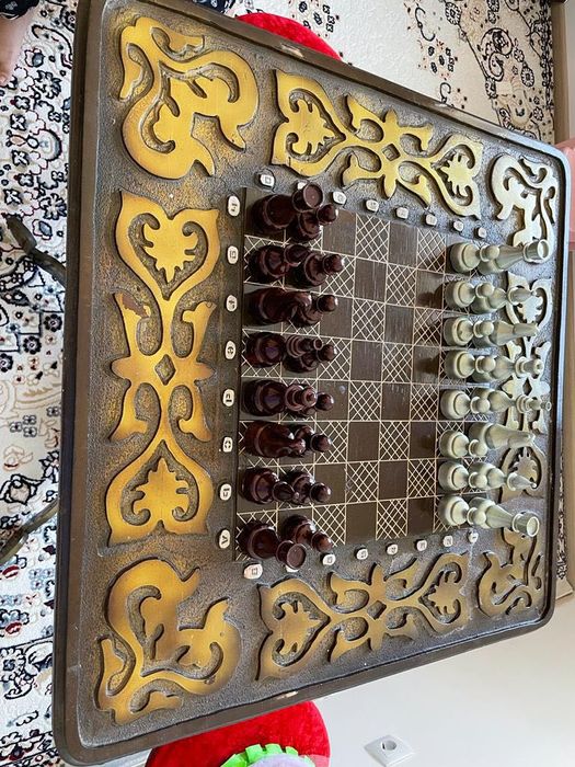 Шахматный (шашки) стол