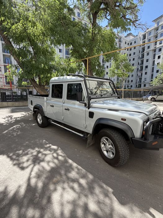 Land Rover DEFENDER 110 Crew Cab продается