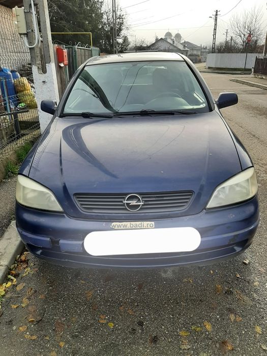 Opel Astra în 2 uși