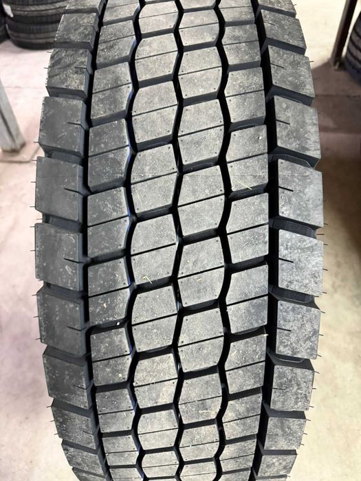 315/70R22.5 DR15 Accelus
