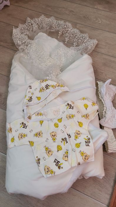 Продам новый конверт на выписку