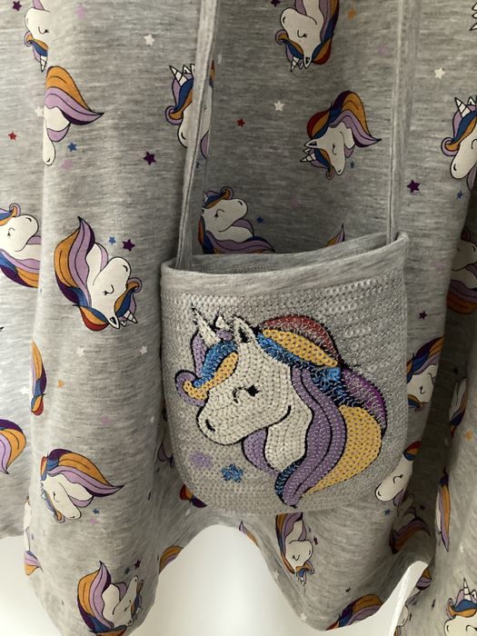 Rochita gri cu unicorni de copii - 140 cm