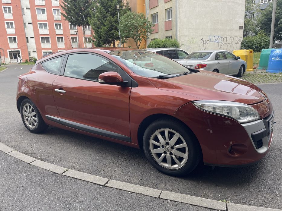 RENAULT Megane