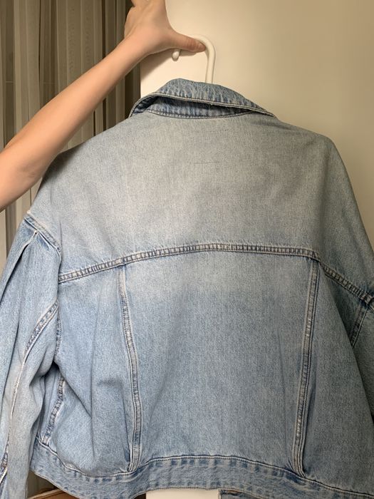 Джинсовыя куртка zara размер S