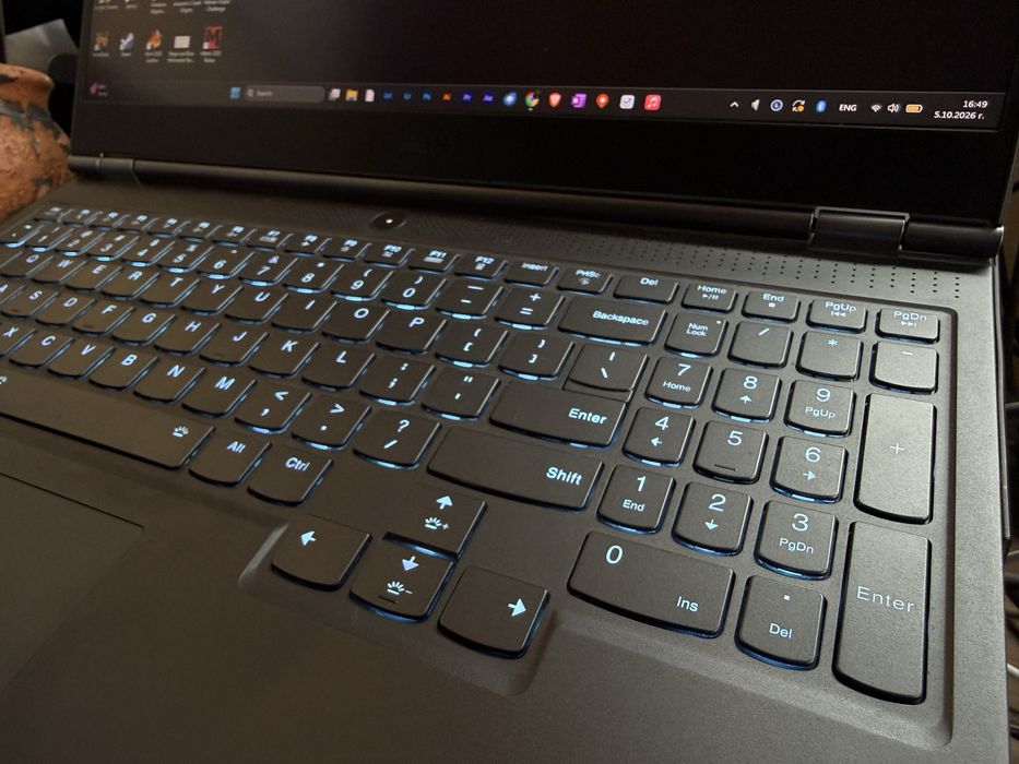 Lenovo Legion 7 | RTX 2070 Super 8GB | 24 GB RAM | 1 TB SSD | 144 Hz