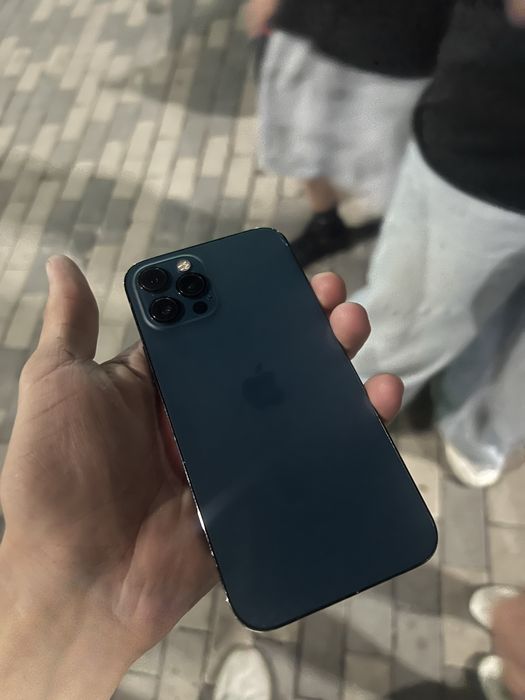 Продам айфон 12 про/Apple 12 pro