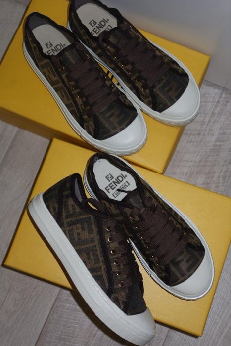 Женские кеды Fendi