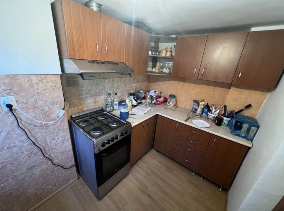 Casă Cârcea  Bătrânească Centrală # 5 Camere # 900 mp Teren # Toate Utilitățile # Accept Schimb cu Apartament Craiova #