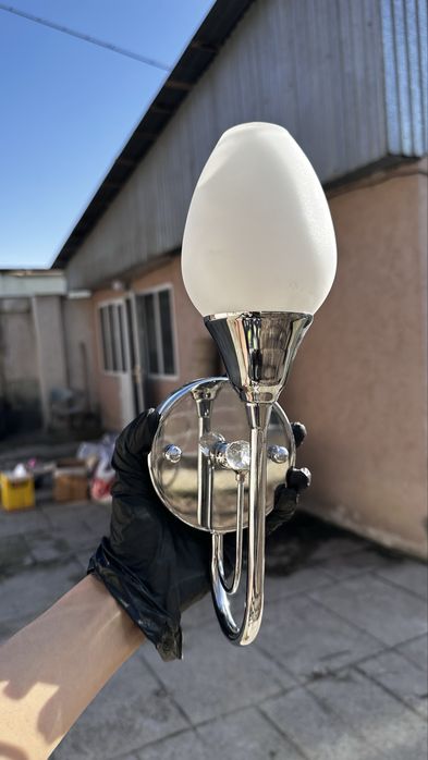 Продаю бра настенные