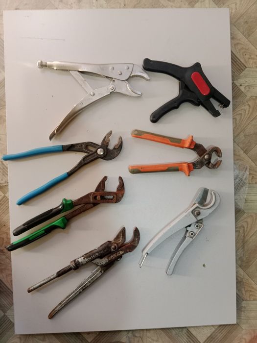 Много Инструменты продаеться