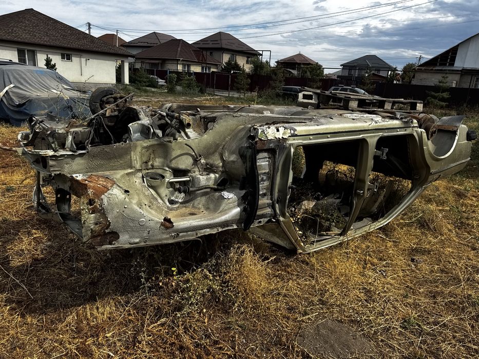 Запчасти мерседес w123