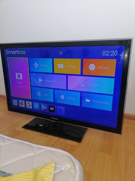 Телевизор Samsung Smart TV
