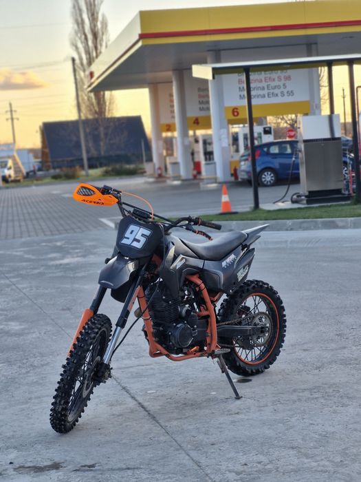 Cross kxd 150cc in stare foarte buna