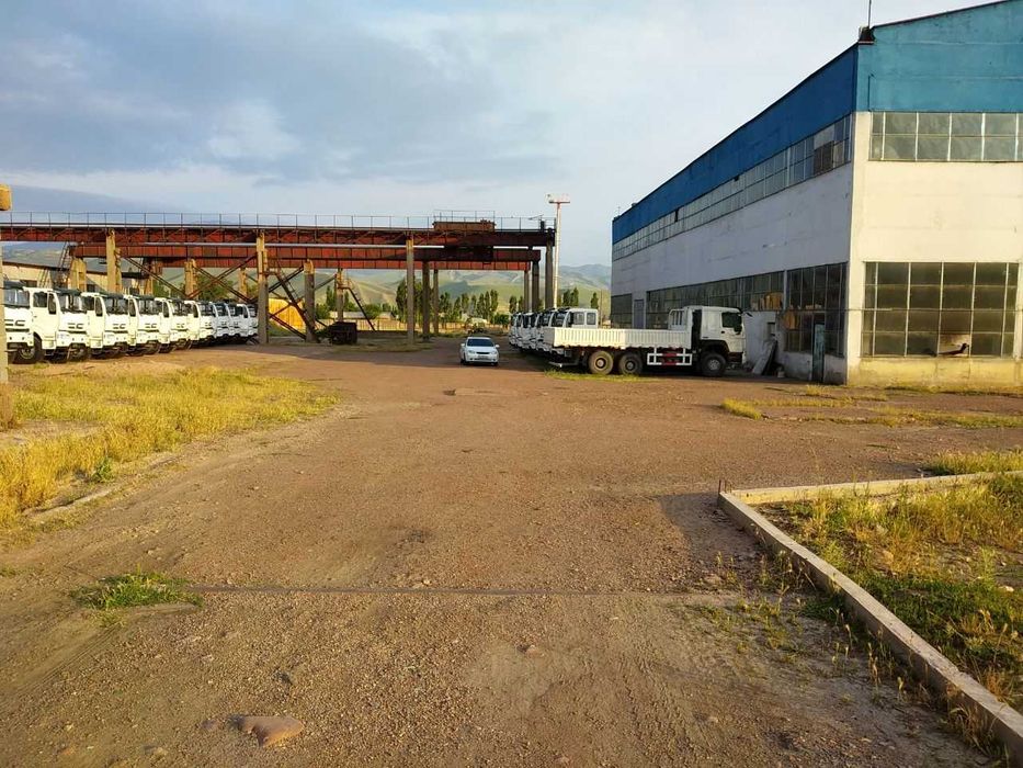 Продаётся помещение База г.Ангерене