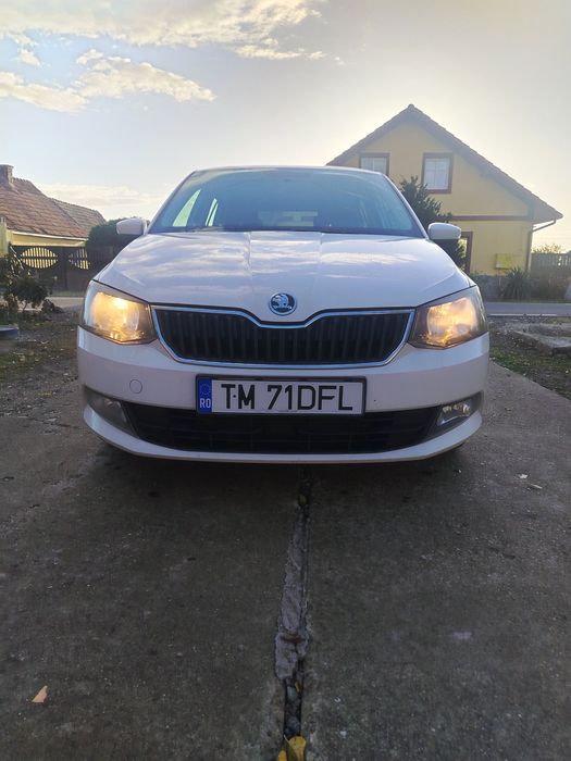 SKODA Fabia 2015 — imagine 1