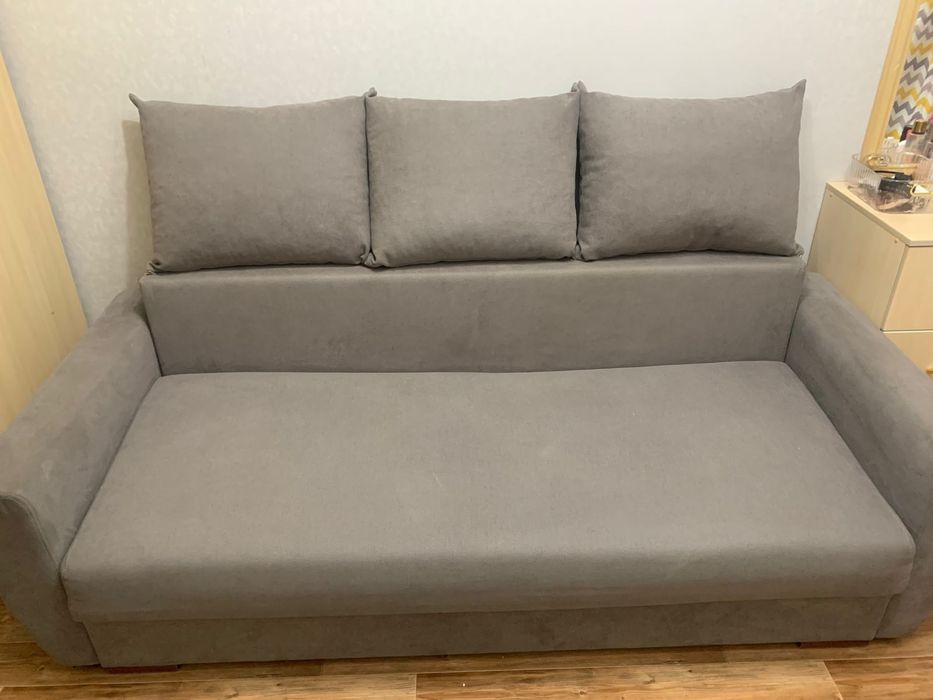 Продам диван тахта