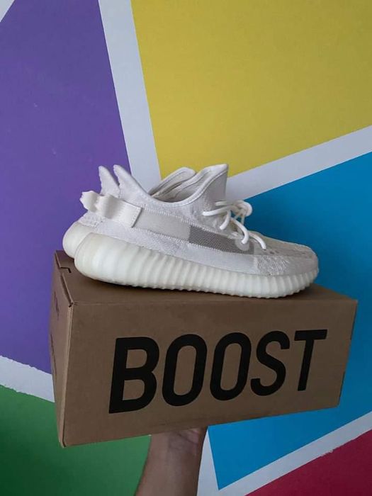 Yeezy Boost 350 V2 Bone