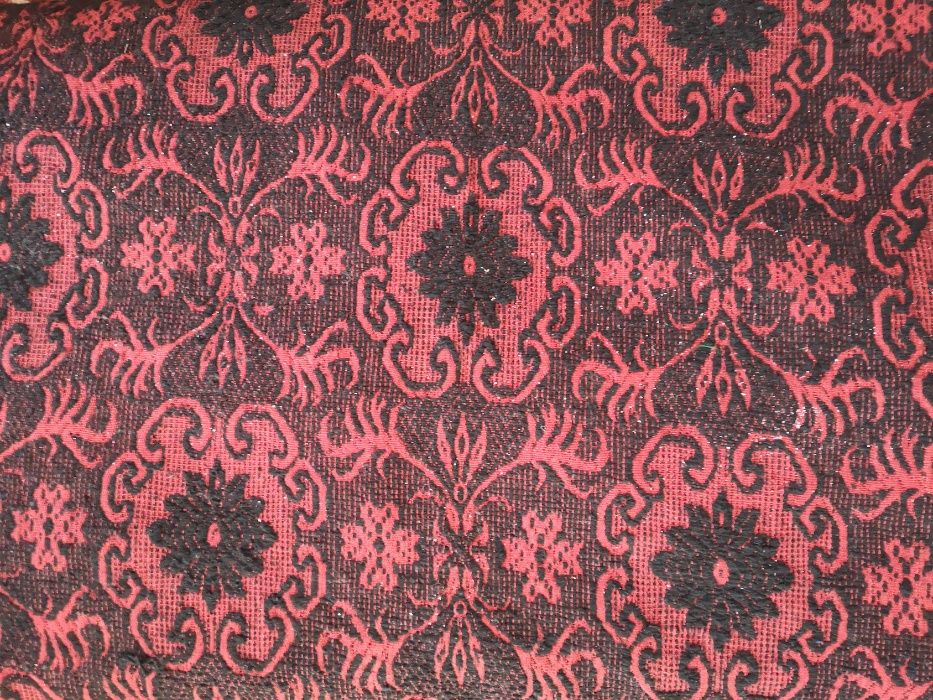 Кувертюра - червено-черно 5,80м / 2,10м