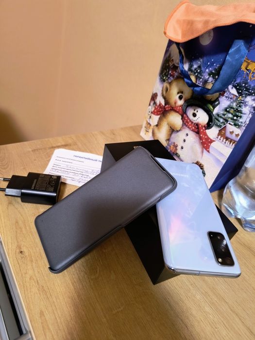 Продажа,обмен,Samsung S 20.