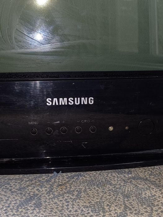 Samsung телевизор