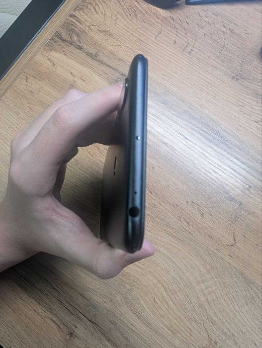 продаётся телефон xiaomi mi max 3