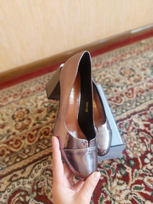 Классическые Туфли "Derimod"