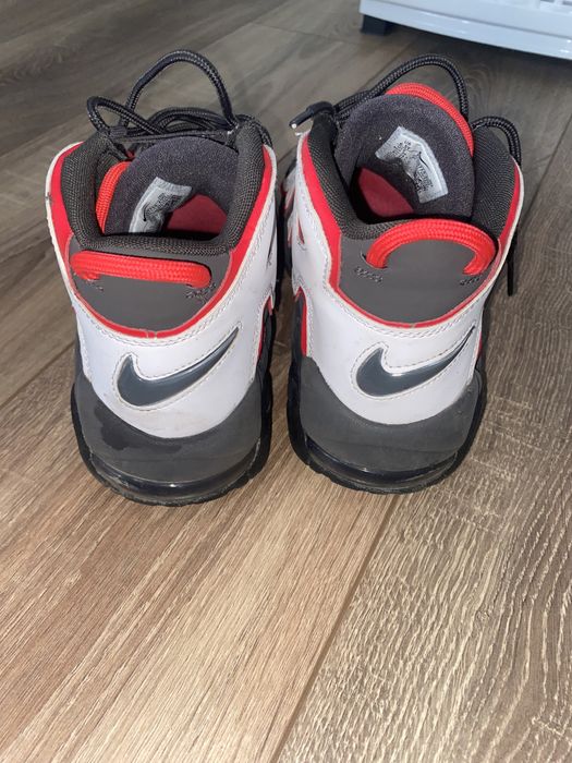 Nike uptempo mărimea 39