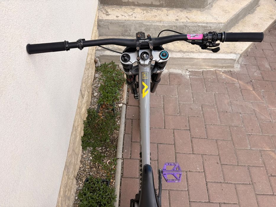 Vând Nukeproof Dissent 297 Custom  (ușor negociabil)