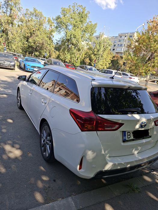 TOYOTA Auris 2013 — imagine 2
